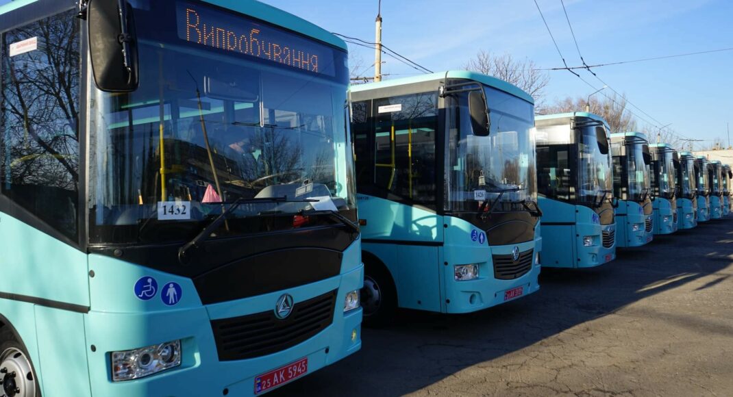 У Краматорську призупинили рух міських і приміських автобусів