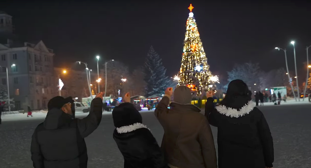 В Краматорске выпустили к Рождеству атмосферное видео с праздничной колядкой
