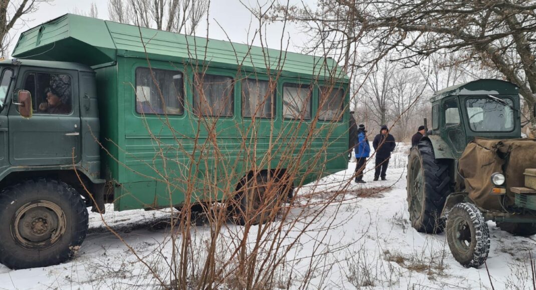 С 25 декабря без воды: бригады КП Вода Донбасса выехали на ремонт водовода Горловка-Торецк