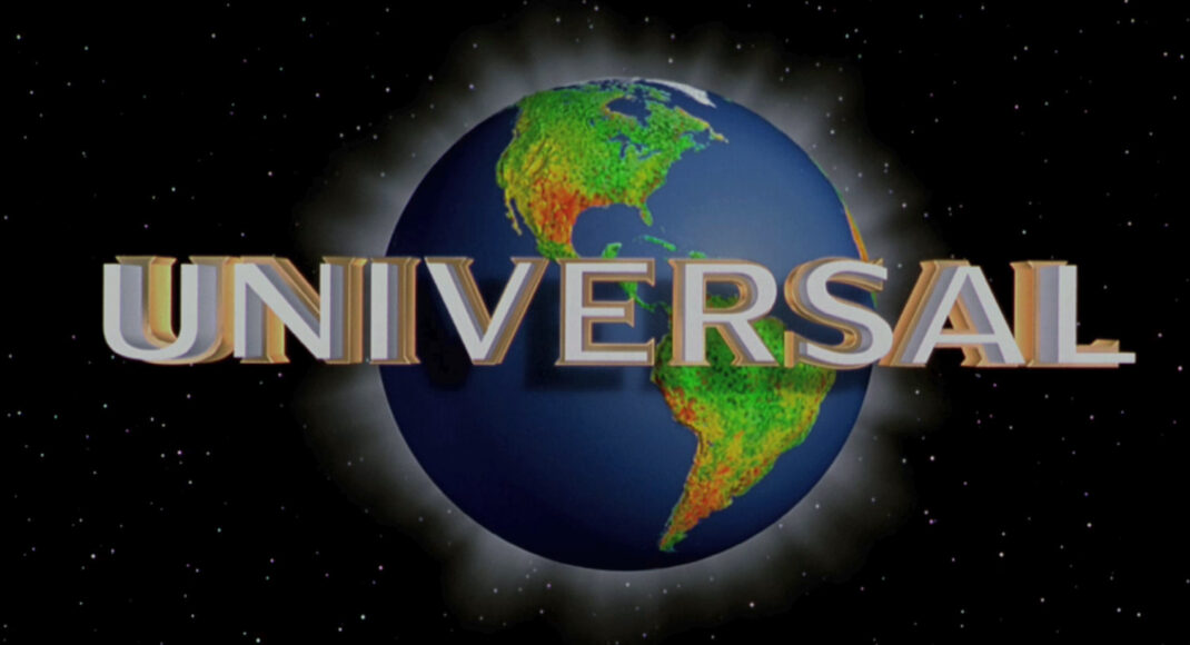 На Донетчине двоих мужчин будут судить за незаконный показ кинофильмов компании "Universal"