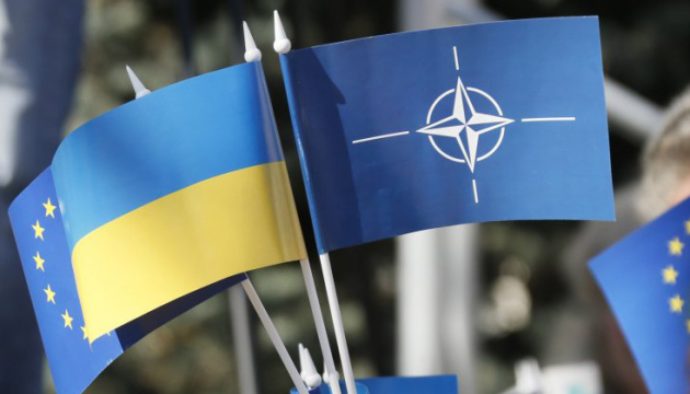 Україна до кінця року підпише низку декларацій про вступ до НАТО, - ОП