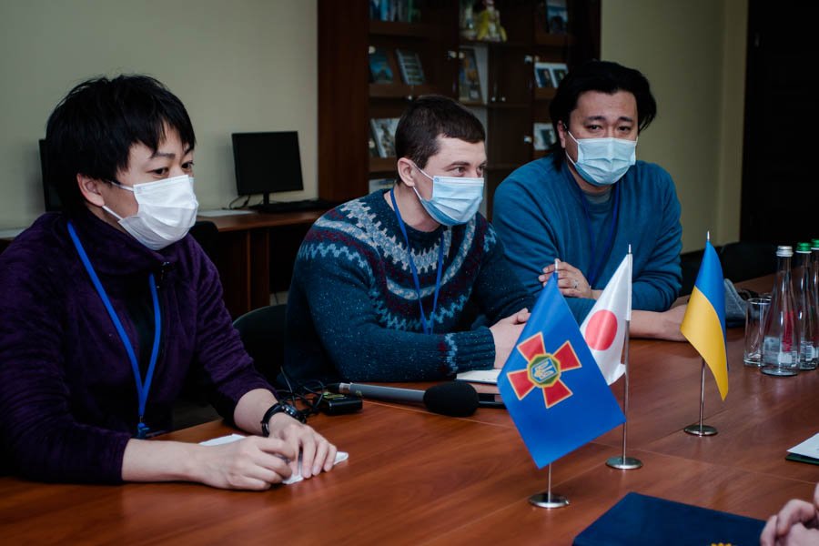 Военную часть в Славянске посетили японские журналисты 