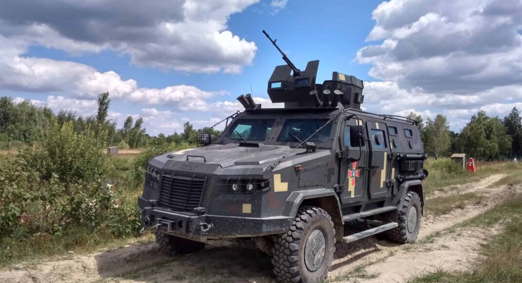 Противник використовує українську техніку для проникнення в тил наших військ (номери вантажівок)