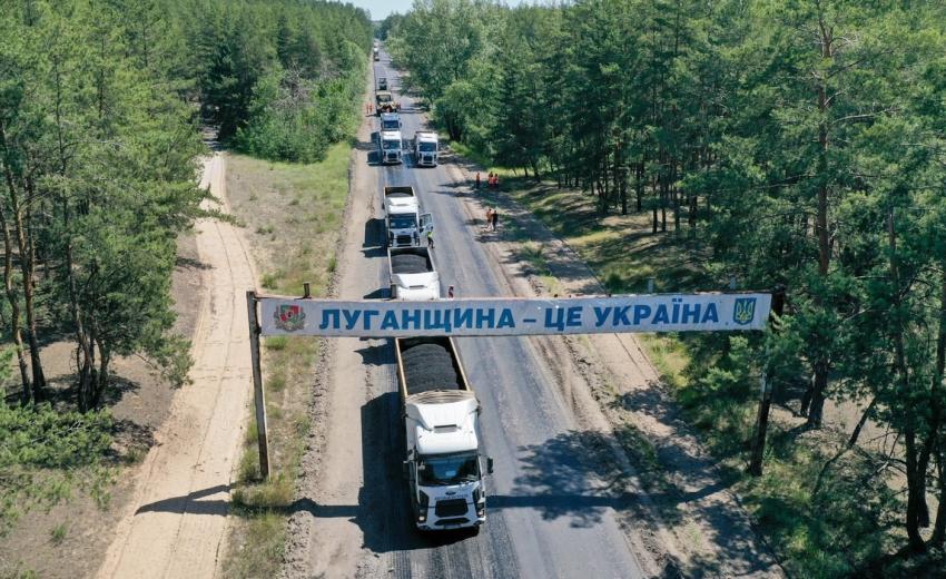 На Луганщині заявили про переговори щодо гуманітарного коридору та дії російських окупантів