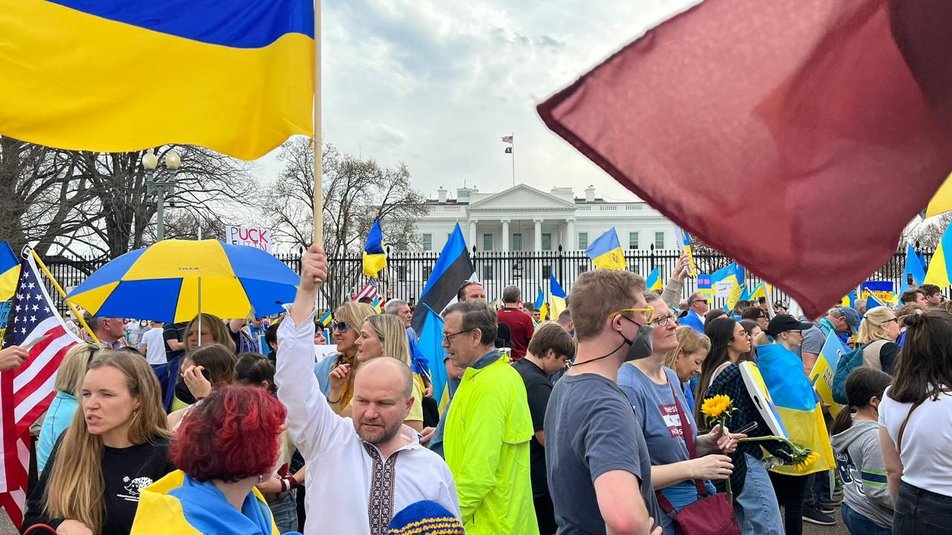 США прийняли понад 100 тисяч біженців з України