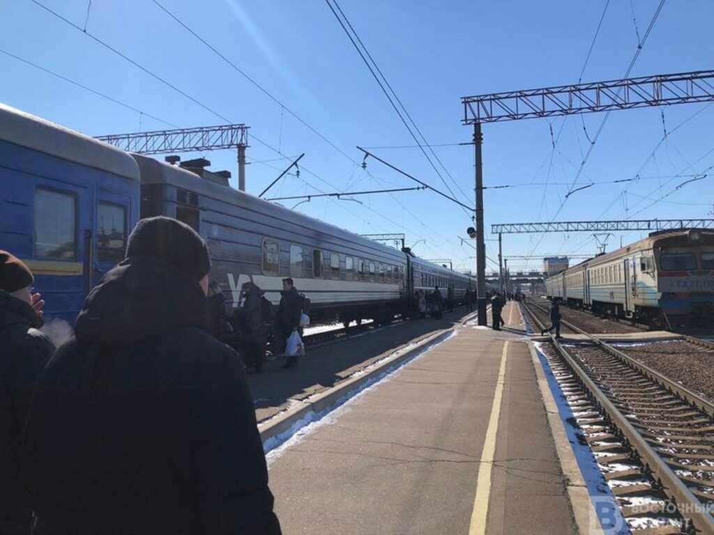 Эвакуация поездом
