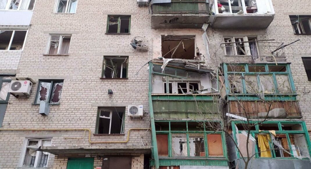 Під вогнем росіян на Донеччині опинилися 10 населених пунктів: є жертви