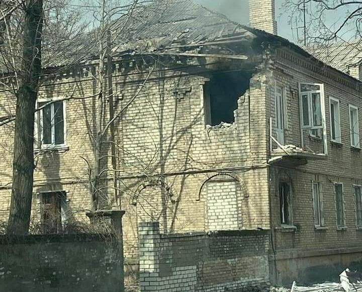 Росіяни обстріляли лікарню в Сєвєродонецьку і вдома в Лисичанську