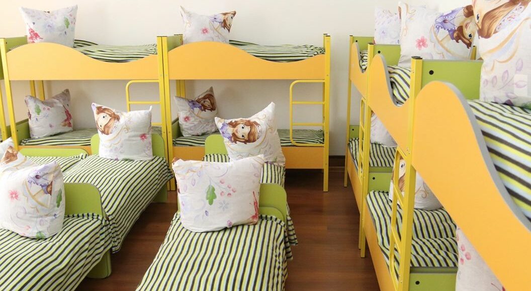 Во Львове откроют дежурные детские сады для детей переселенцев