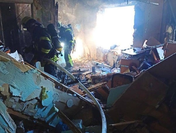 на Луганщине разрушены дома вследствие обстрелов