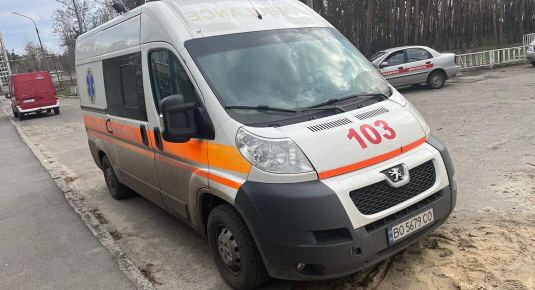 Луганщина отримала дві машини "швидкої" з Тернопільської області