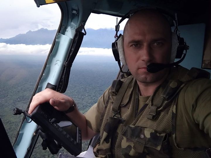 Наприкінці березня загинув під час евакуації поранених з Маріуполя військовий льотчик Юрій Тимусь