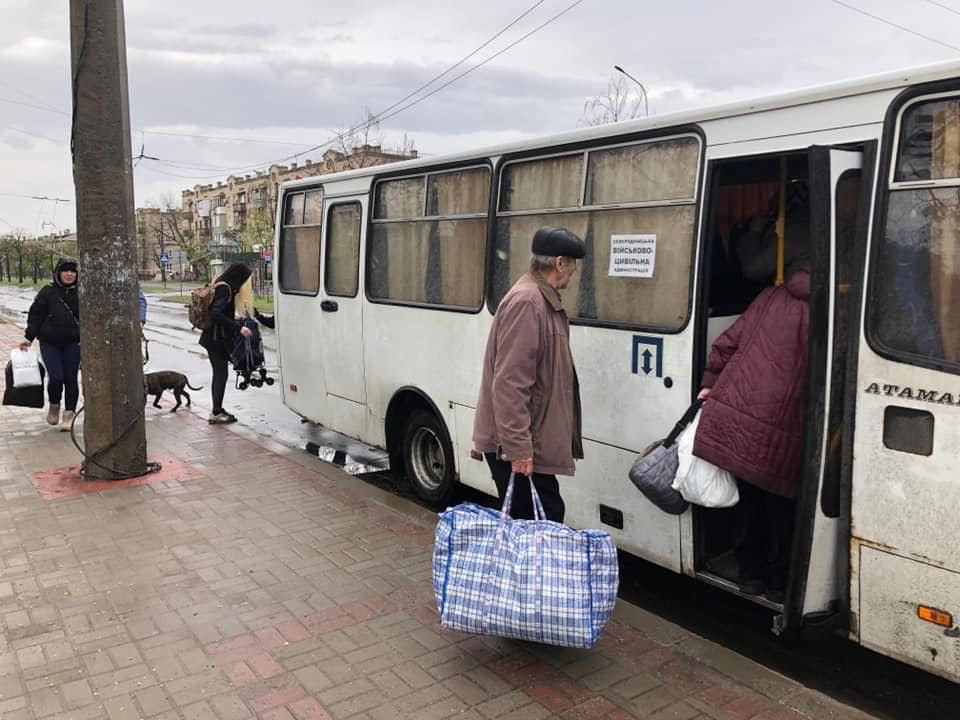 эвакуация людей с Луганщины
