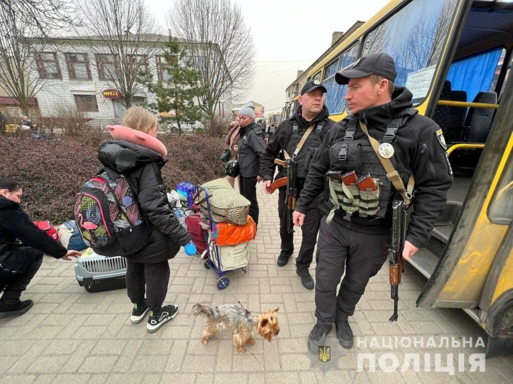 эвакуация на Донетчине из-под обстрелов