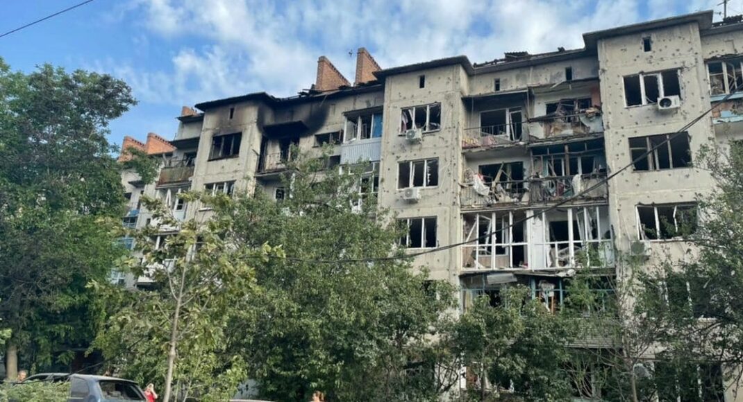 Загиблі цивільні та зруйноване житло: що відомо про авіаудар по Слов'янську
