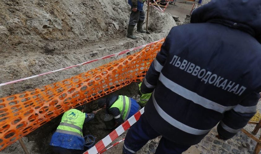 Беженца из Северодонецка трудоустроили во Львовском водоканале