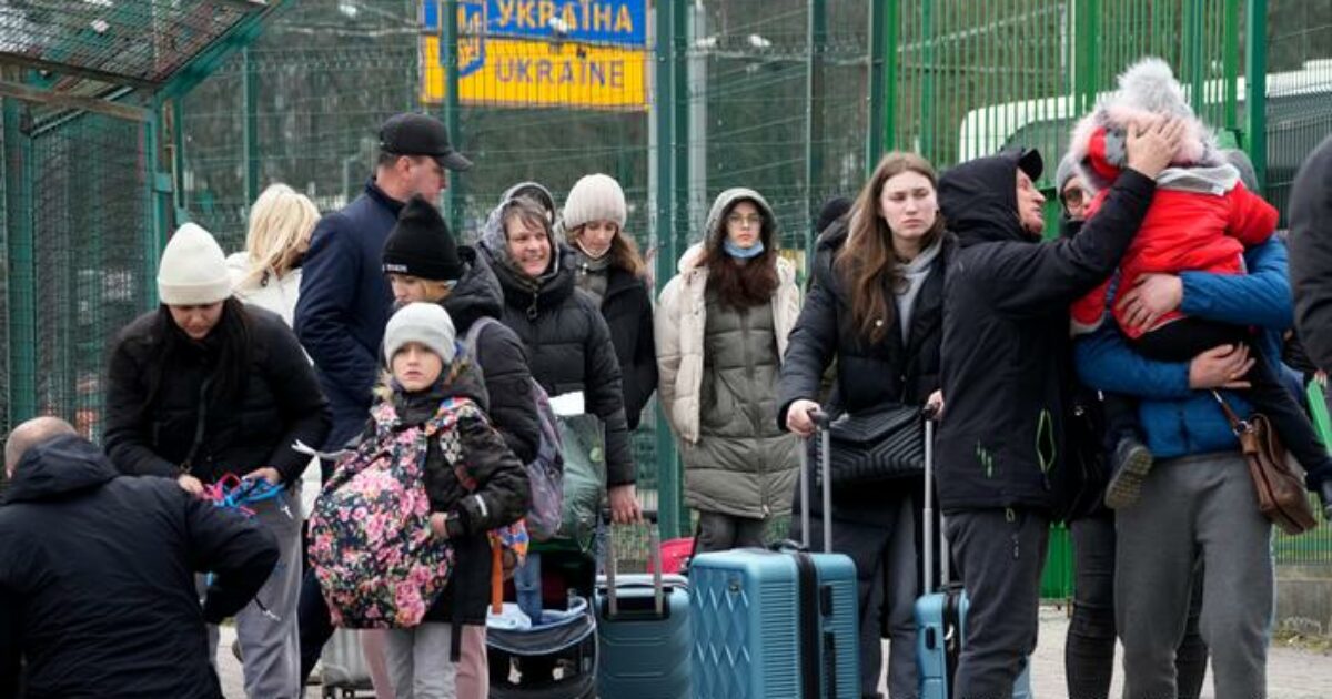 Рада ЄС продовжила тимчасовий захист для українських біженців