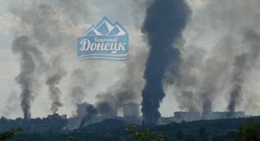 В окупованому Донецьку горить "військова база" угруповання "днр" (фото)