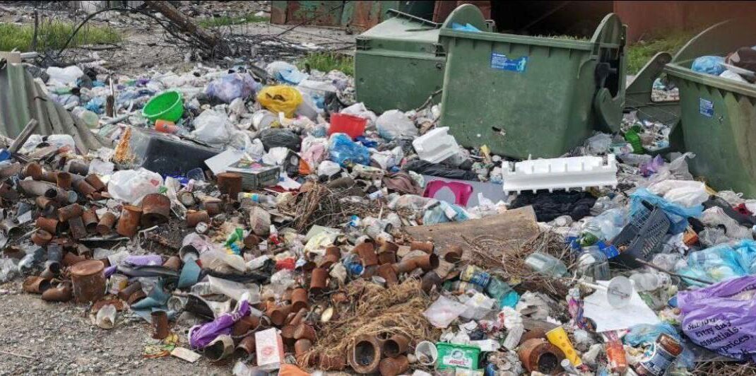 В Мариуполе 9 тысяч тонн мусора заполонили улицы, — горсовет