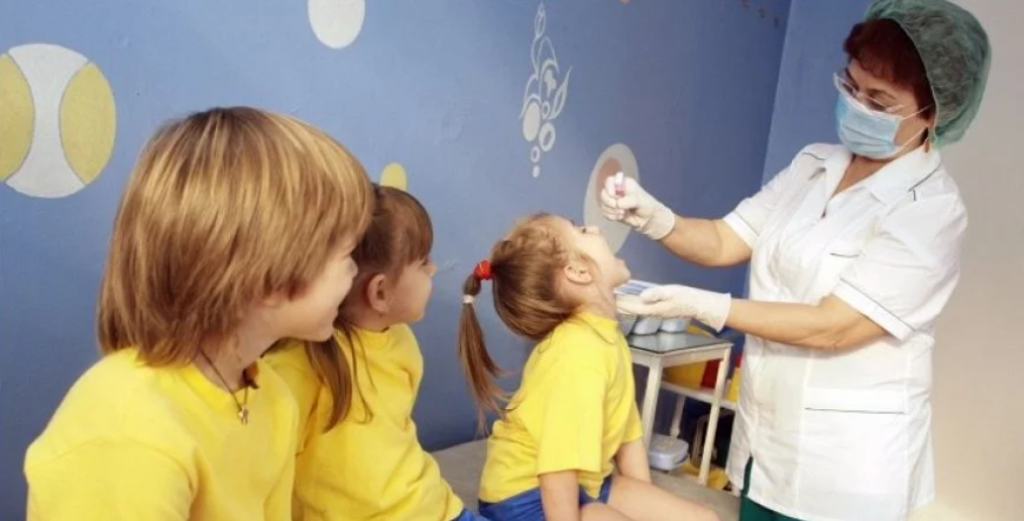 У Польщі підтримали програму від ЮНІСЕФ щодо вакцинації дітей переселенців з України від поліомієліту та гепатиту А