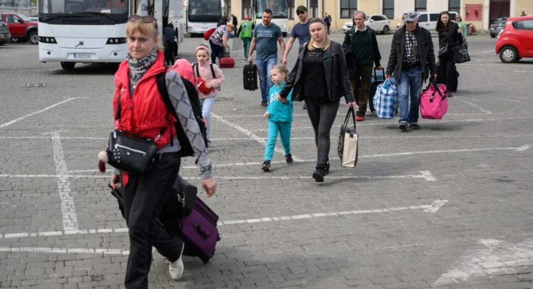 У Польщі працюють пункти соціальної допомоги для українських біженців (список)