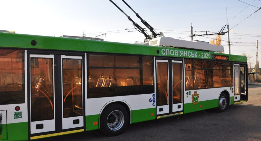 В Славянске восстанавливают подачу электроэнергии, заработали троллейбусы