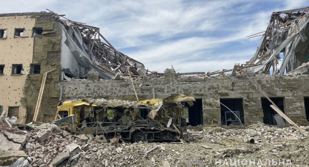 Рашисти обстріляли на Донеччині 7 населених пунктів: постраждали 14 цивільних об'єктів