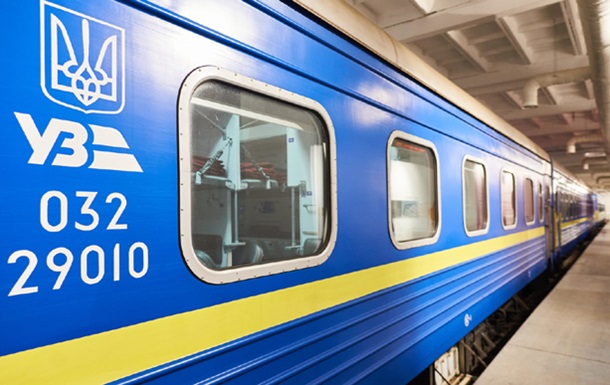 Поезд сообщением Киев-Краматорск задерживается на один час