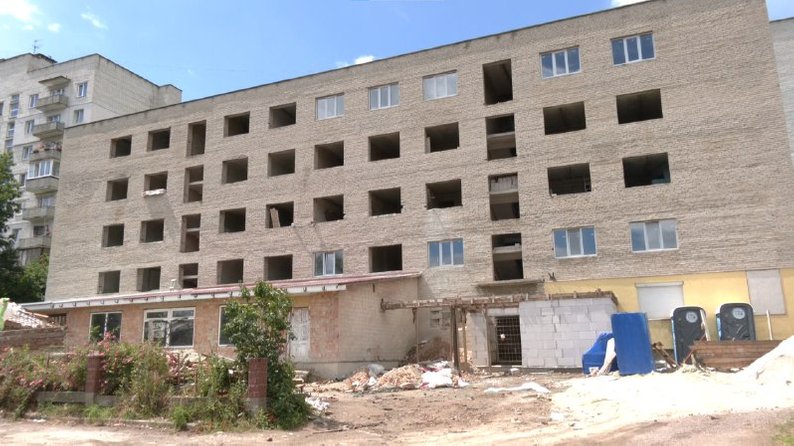 На Львовщине переоборудуют общежитие под квартиры для переселенцев: 32 отдельные квартиры