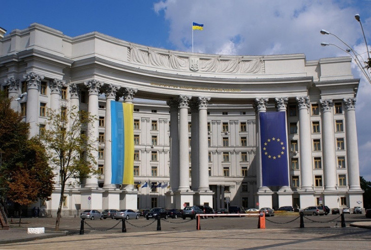 У МЗС України відреагували на усиновлення російським омбудсменом депортованої дитини з Маріуполя