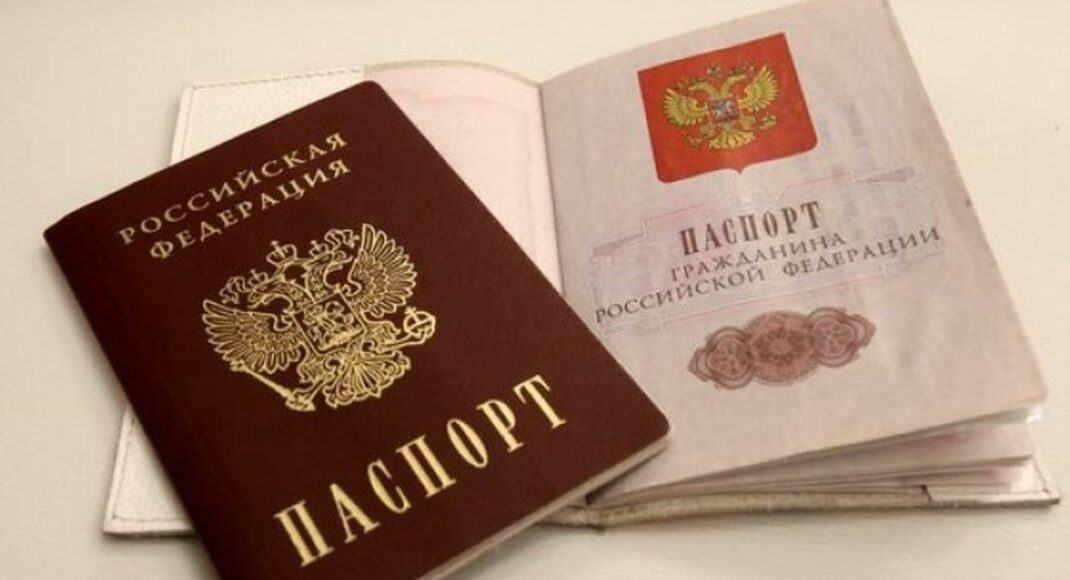 Окупанти "лнр" жаліються на низькі темпи паспортизації на підконтрольній території