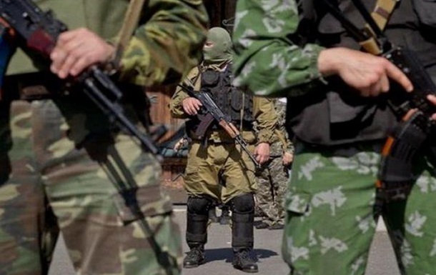 Окупанти на Луганщині тиснуть на людей, змушуючи їх голосувати на "референдумі", — Гайдай