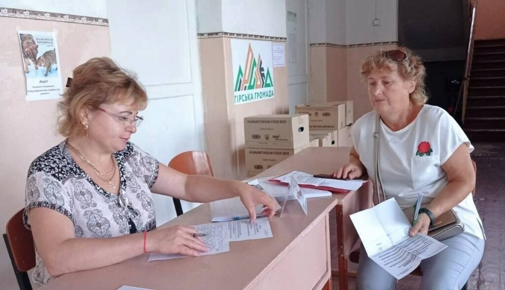 Допомога переселенцям Луганщини1