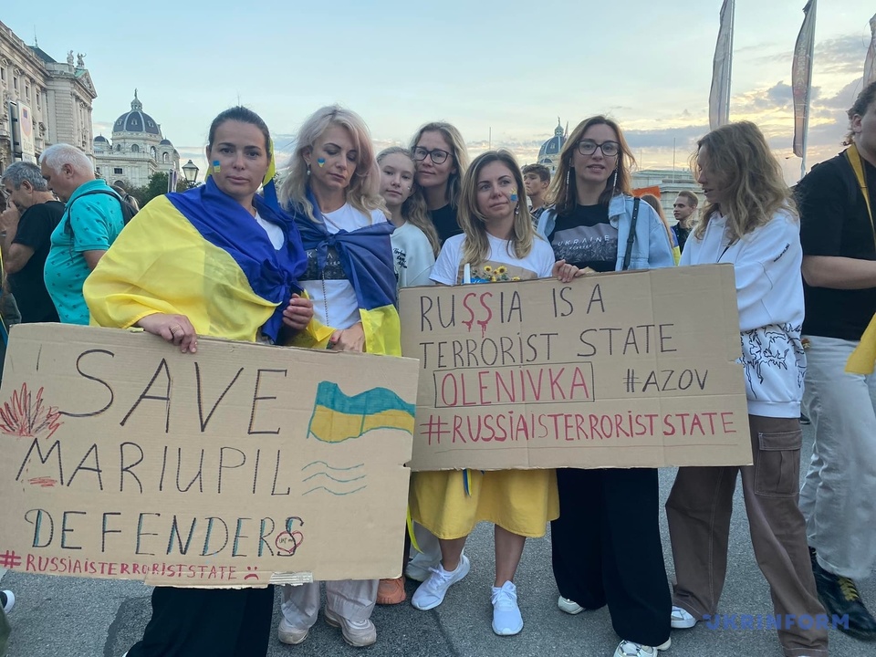 акція по теракту в Оленівці