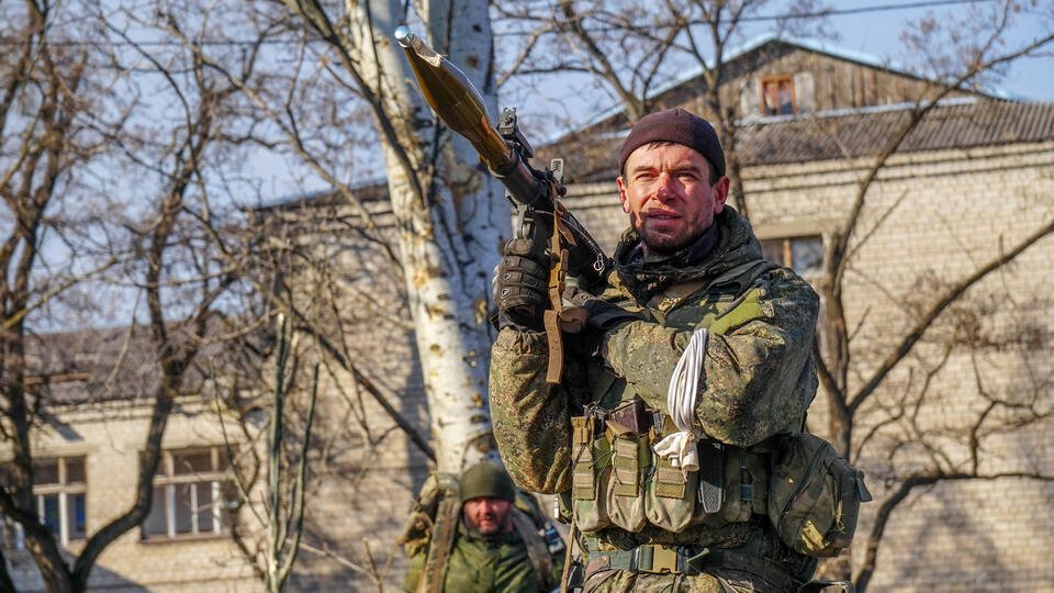 В оккупированном Донецке горит база российского батальона "Пятнашка"