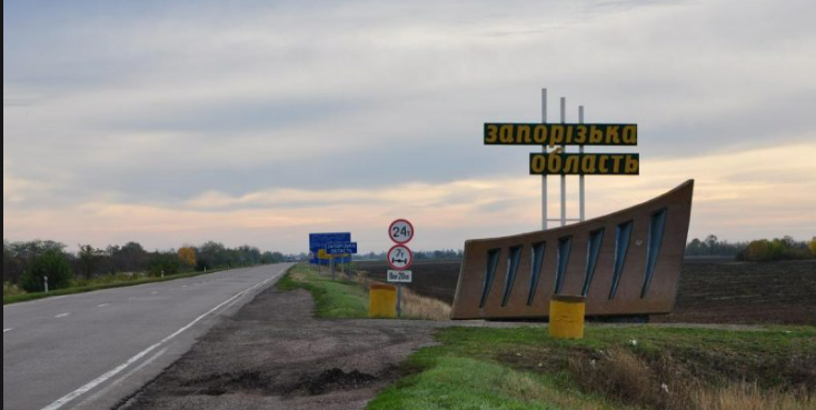 Обробку заявок щодо виїзду через Запоріжжя на тимчасово окуповану територію у Луганському напрямку зупинили