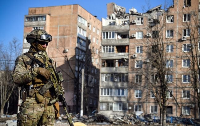 Жителів окупованого Маріуполя закликали утриматися від пересування містом без необхідності