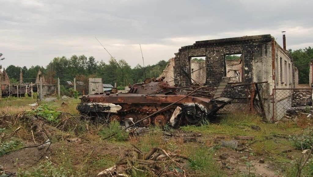 Четыреста рашистов, один вертолет и 9 танков: в ВСУ назвали потери врага