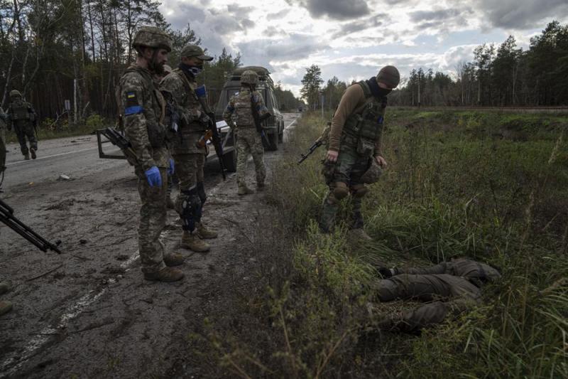 Россияне минируют тела своих погибших солдат: саперы рассказали, как очищают Лиман и Святогорск от взрывоопасных предметов (видео)