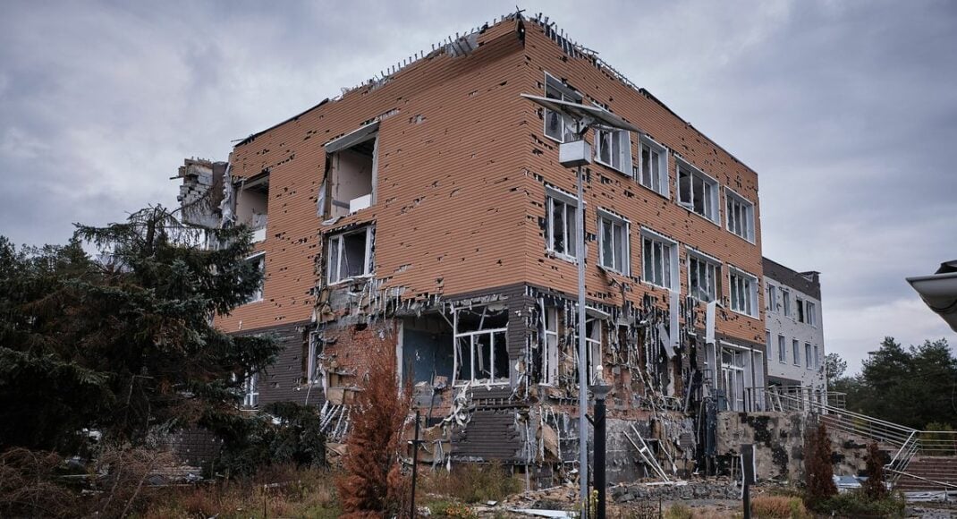 Зима в Донецкой области: безопасно ли оставаться и что с коммунальными услугами?