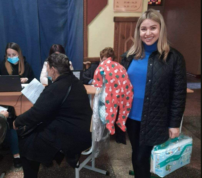 У Полтаві переселенцям з Луганщини почали видавати допомогу