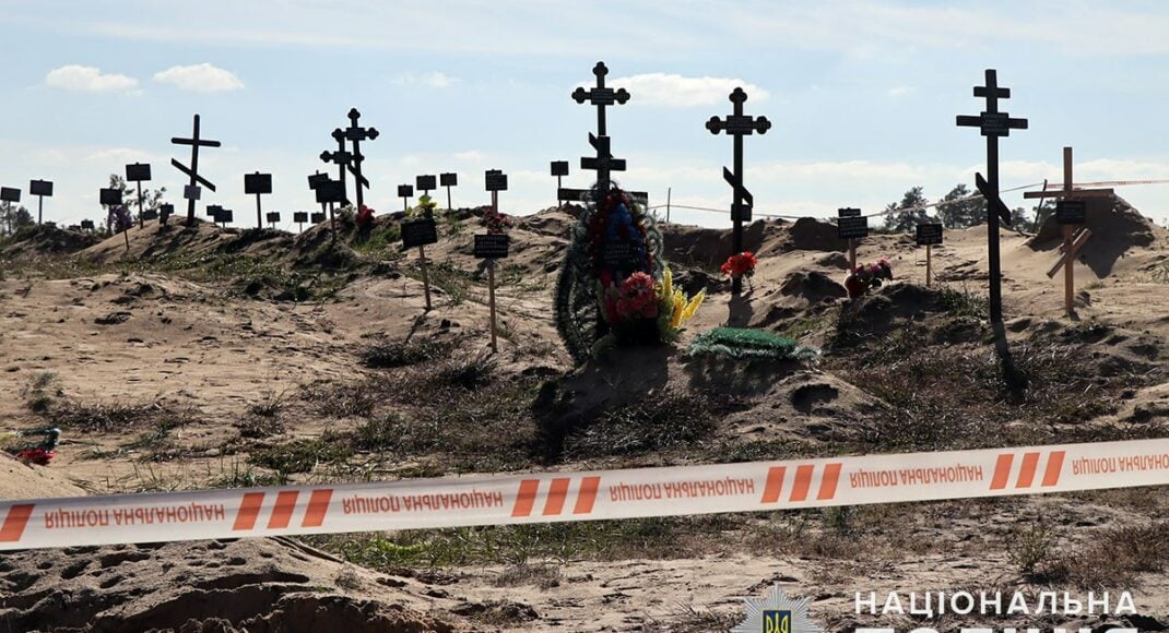 На деокупованих територіях Донеччини виявили вже 83 поховання, - поліція