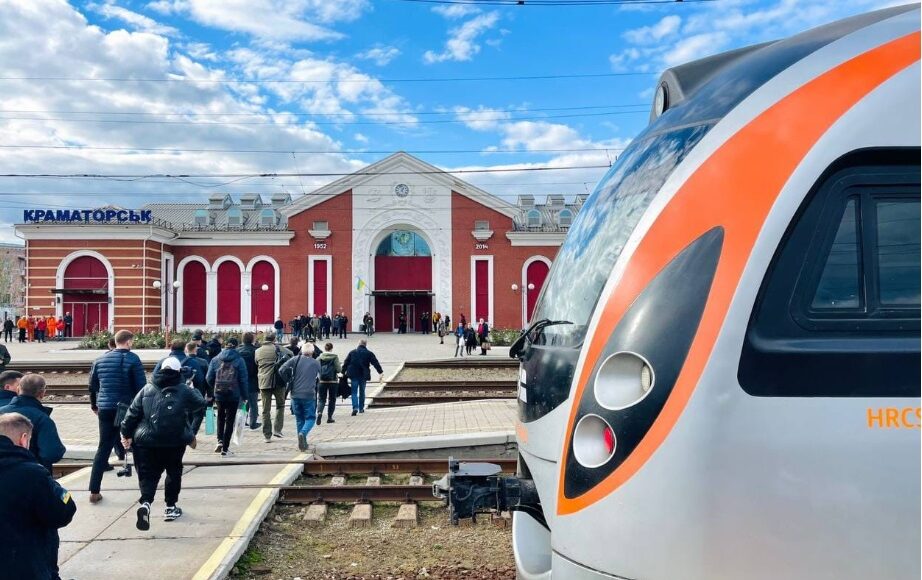 Поезд Краматорск-Киев задерживается более чем на 12 часов, в обратном направлении - будет замена