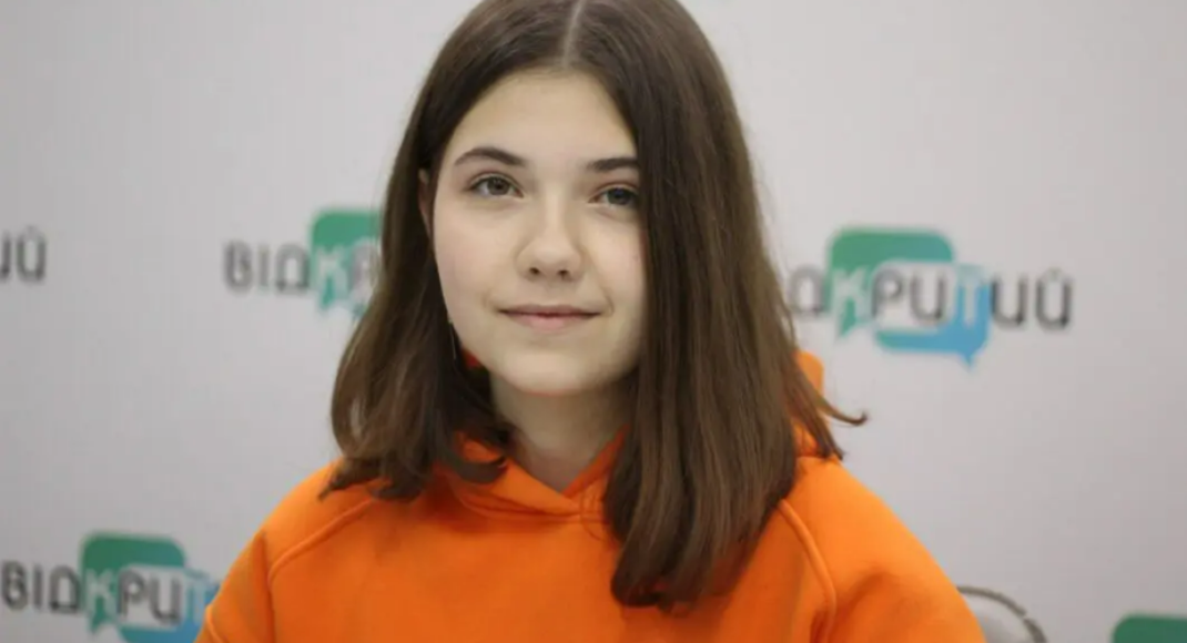 Боротися за Україну треба й в підлітковому віці: історія 14-річної волонтерки з Бахмута
