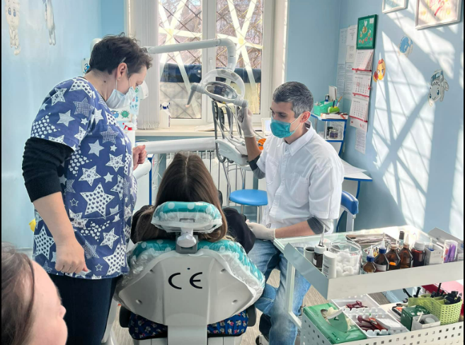 В Краматорске открыли для работы две городские стоматологические поликлиники: фото