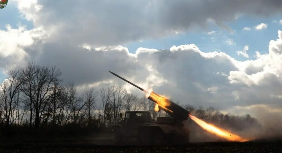 Украинские военные нанесли удар по месту скопления живой силы оккупантов в районе Сватово на Луганщине
