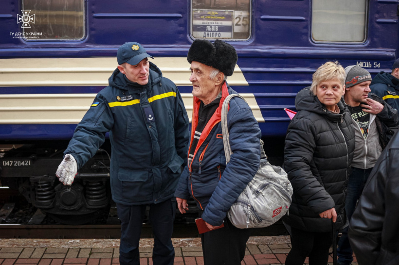 Із Донеччини за минулу добу евакуювали 298 цивільних (фото)