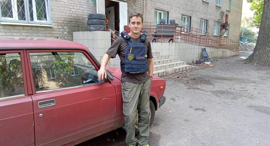 Дончанин помогает жителям прифронтовой Авдеевки