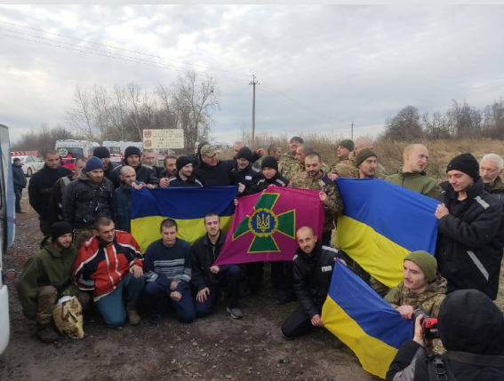 Проведен очередной большой обмен пленными, из плена освободили 50 защитников Украины
