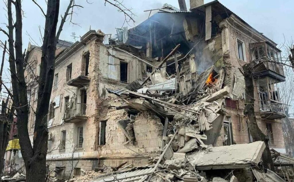 Житловий будинок, зруйнований росіянами у Кривому Розі